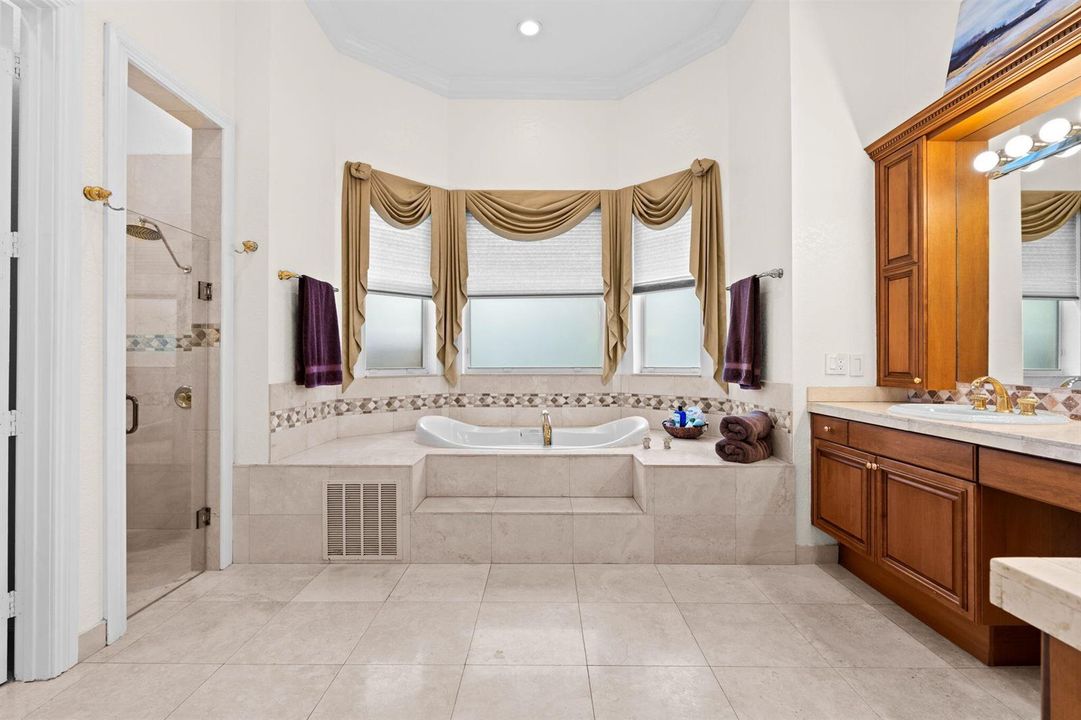 38-web-or-mls-A7400473