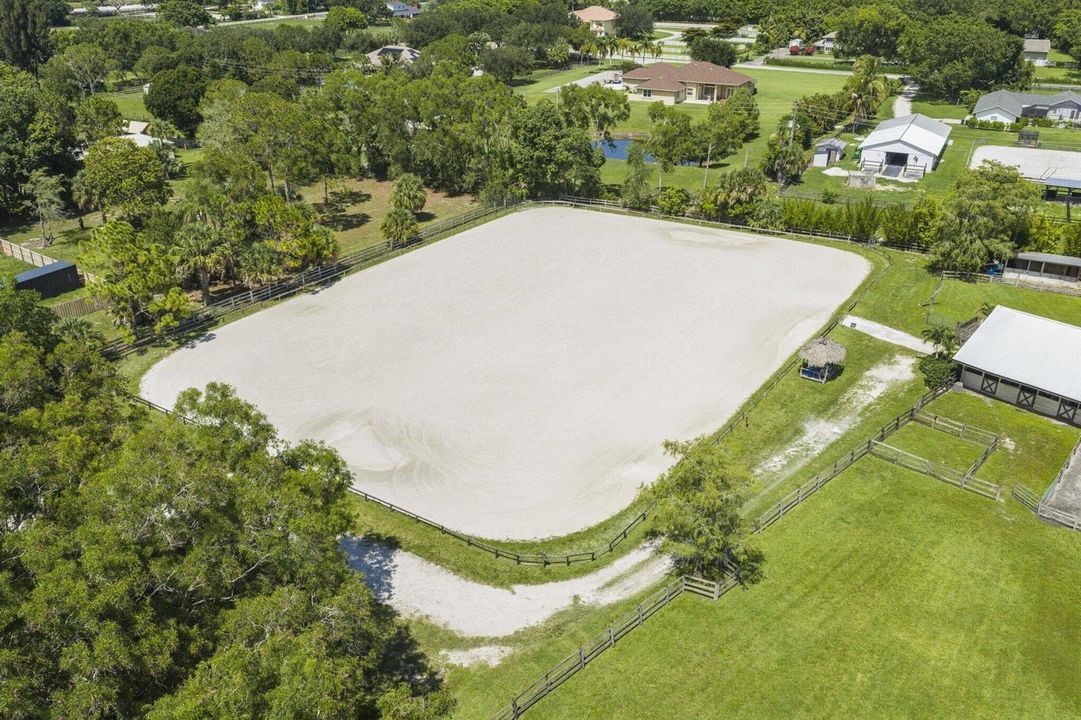 Jumping arena