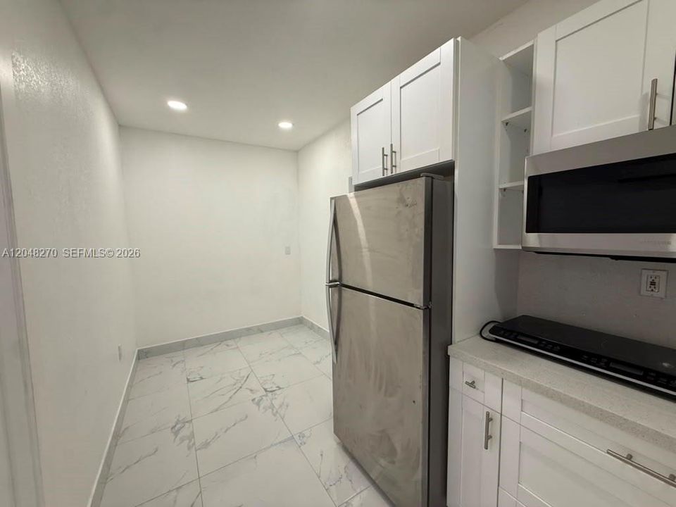 For Rent: $4,000 (3 beds, 2 baths, 1268 Square Feet)