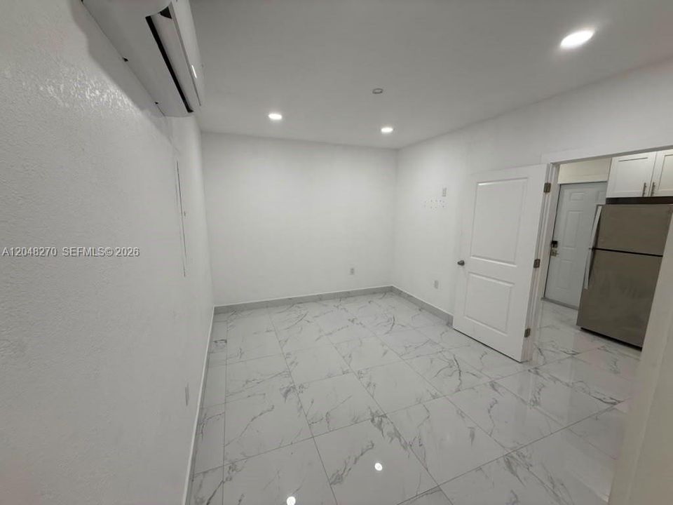 For Rent: $4,000 (3 beds, 2 baths, 1268 Square Feet)