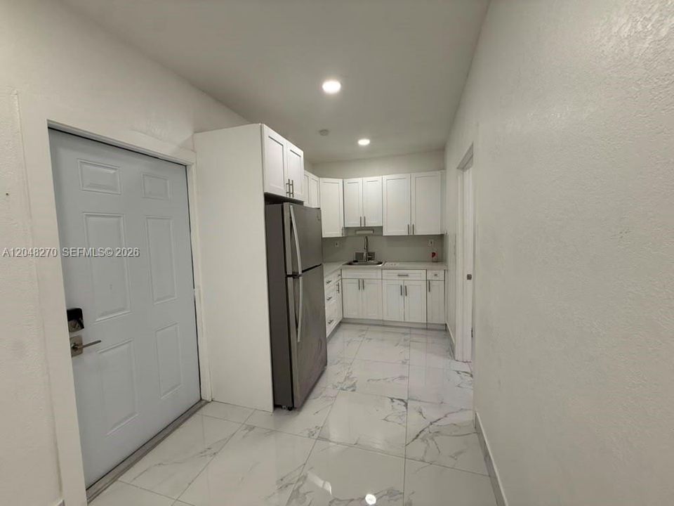 For Rent: $4,000 (3 beds, 2 baths, 1268 Square Feet)