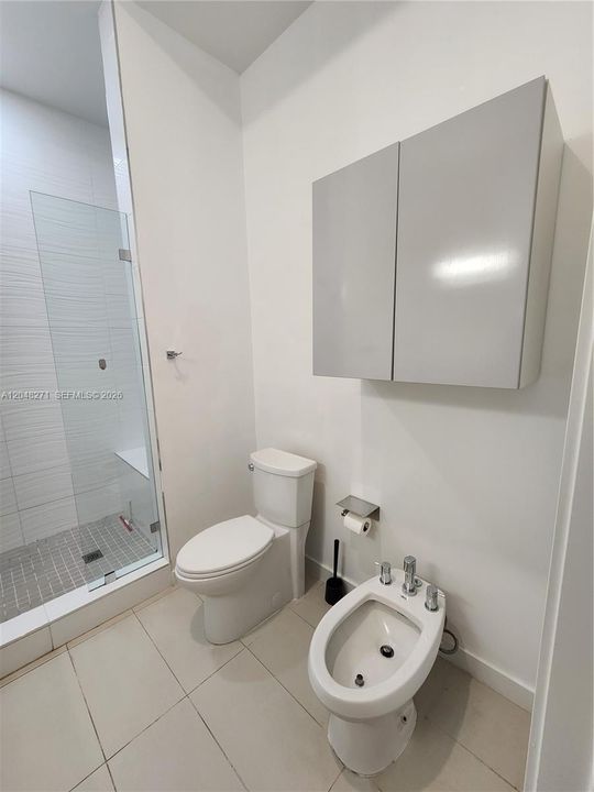 For Rent: $3,795 (3 beds, 2 baths, 1343 Square Feet)