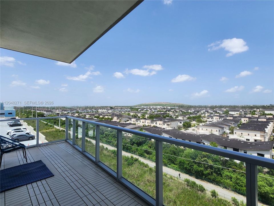For Rent: $3,795 (3 beds, 2 baths, 1343 Square Feet)