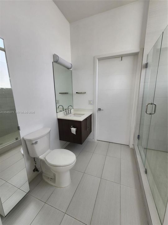For Rent: $3,795 (3 beds, 2 baths, 1343 Square Feet)
