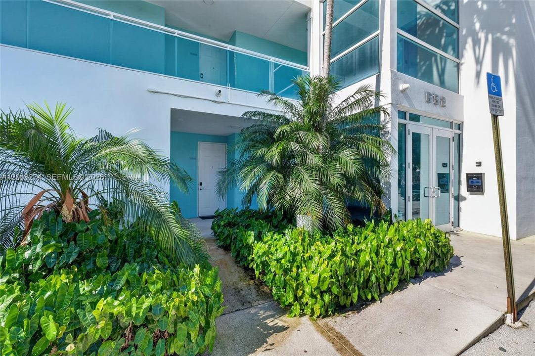 En Venta: $420,000 (2 camas, 2 baños, 945 Pies cuadrados)