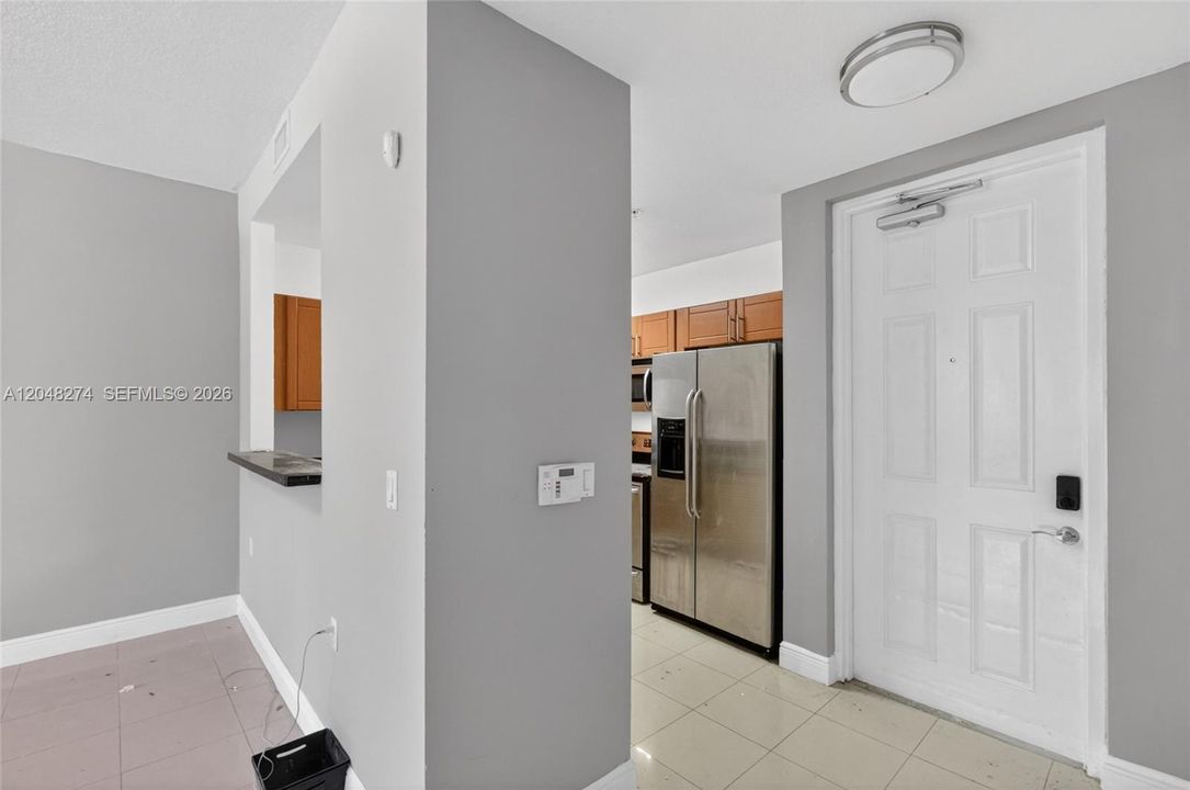En Venta: $420,000 (2 camas, 2 baños, 945 Pies cuadrados)