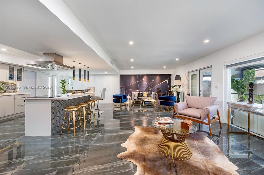For Rent: $3,600 (3 beds, 2 baths, 1584 Square Feet)