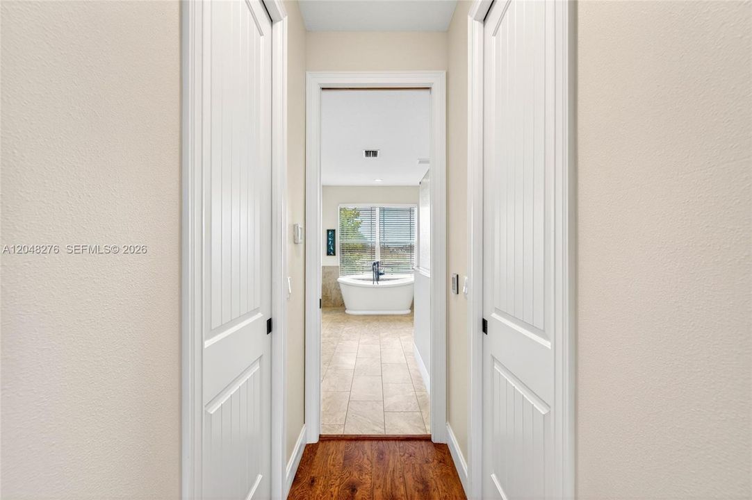 For Sale: $1,199,999 (4 beds, 3 baths, 2823 Square Feet)