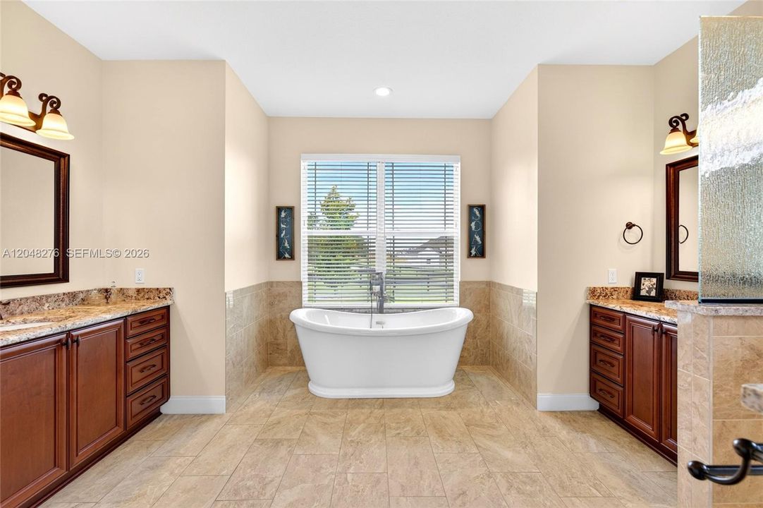 For Sale: $1,199,999 (4 beds, 3 baths, 2823 Square Feet)