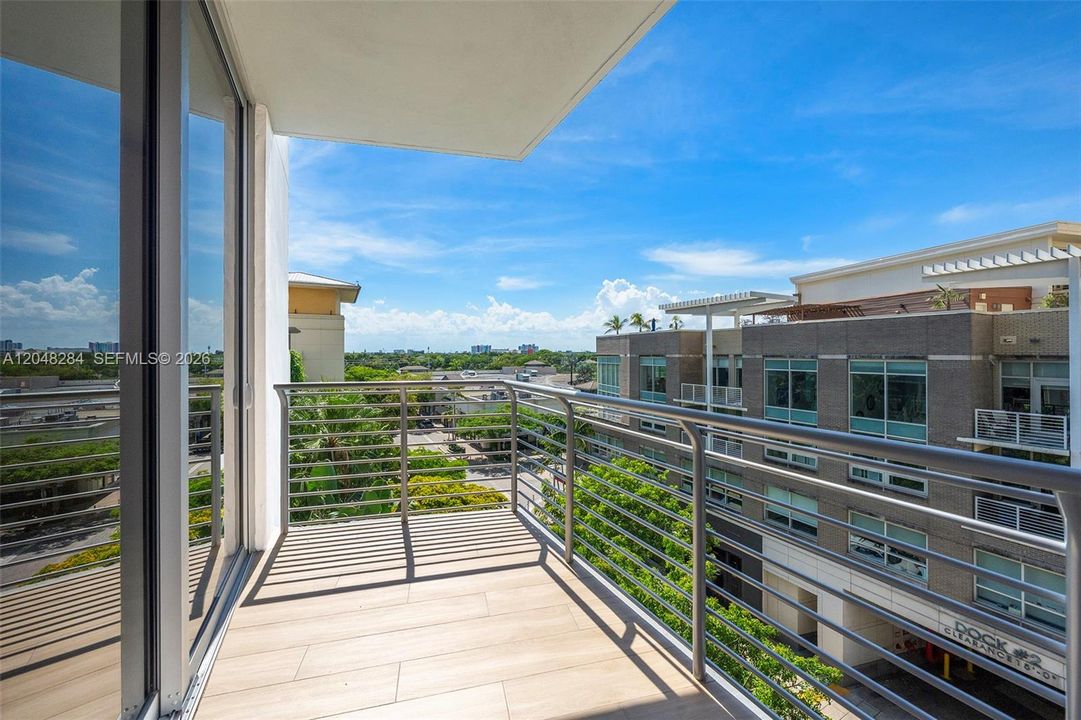 For Sale: $590,000 (0 beds, 1 baths, 537 Square Feet)
