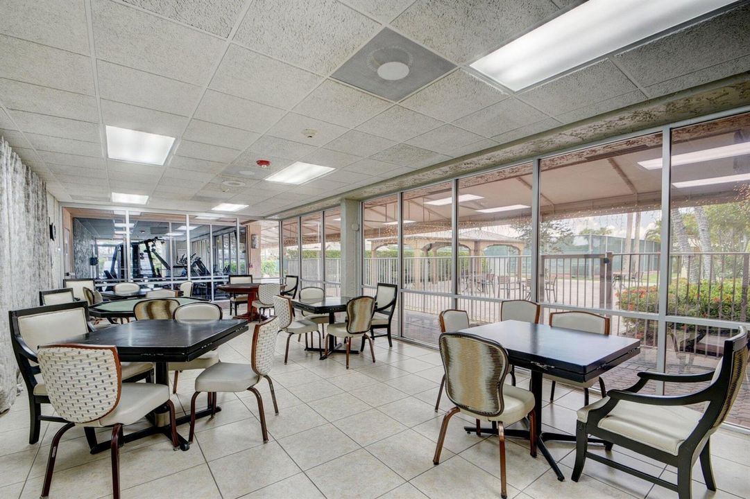 40-web-or-mls-Golden Lakes clubhouse B (