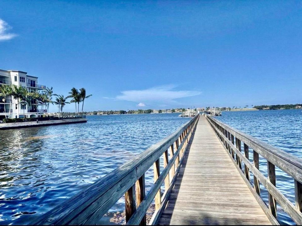 Long Pier
