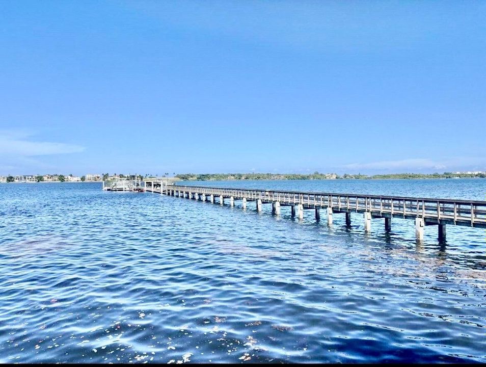 Dock
