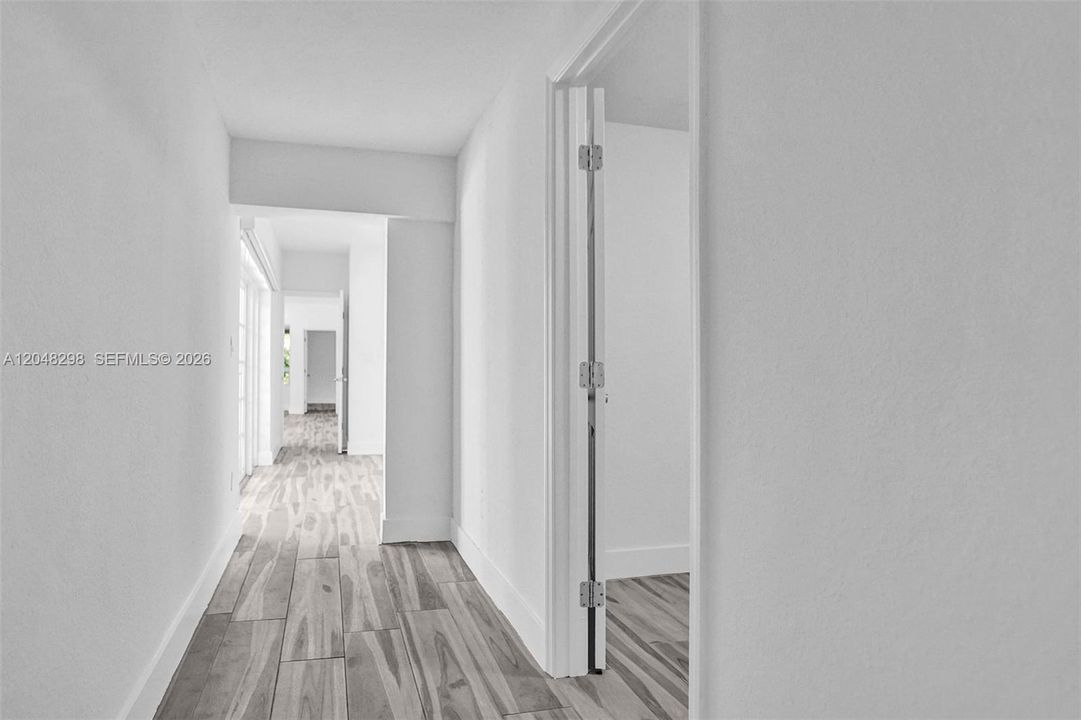 For Rent: $9,900 (6 beds, 4 baths, 2989 Square Feet)