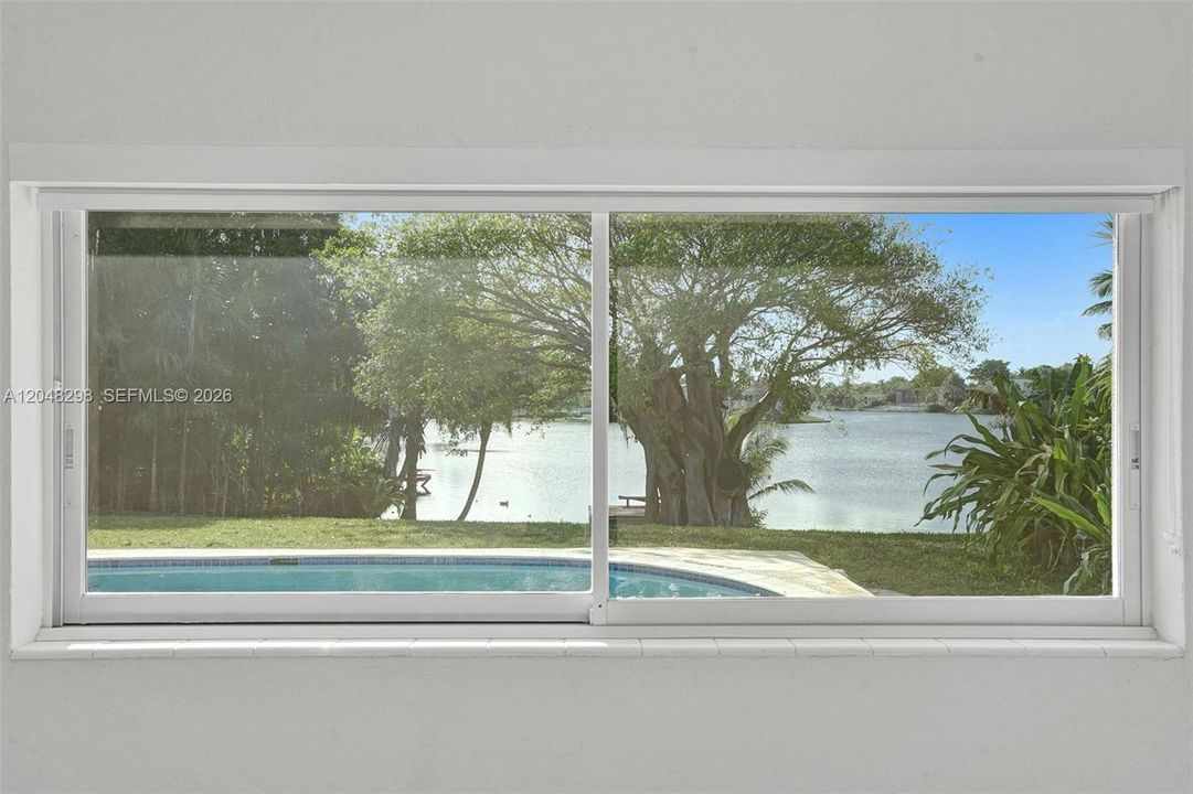 For Rent: $9,900 (6 beds, 4 baths, 2989 Square Feet)