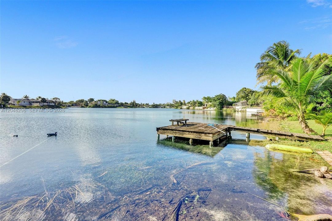 For Rent: $9,900 (6 beds, 4 baths, 2989 Square Feet)