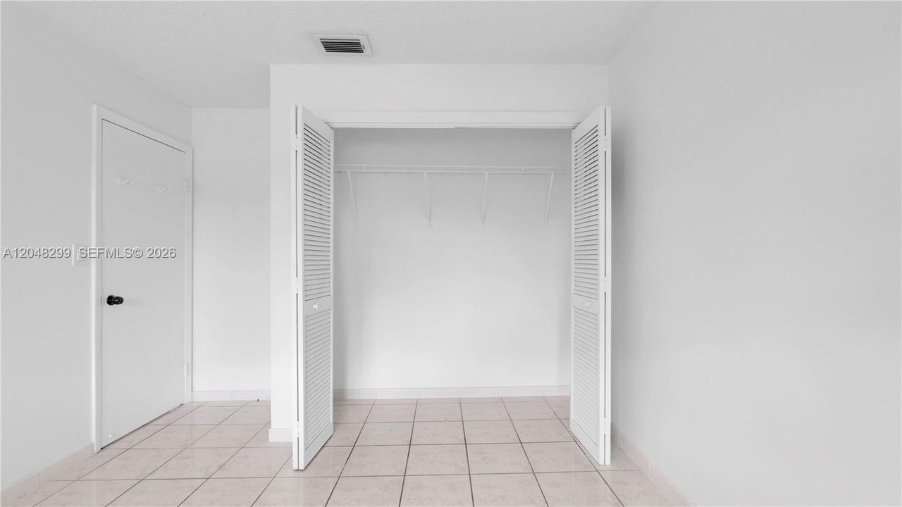For Rent: $3,000 (3 beds, 2 baths, 1500 Square Feet)