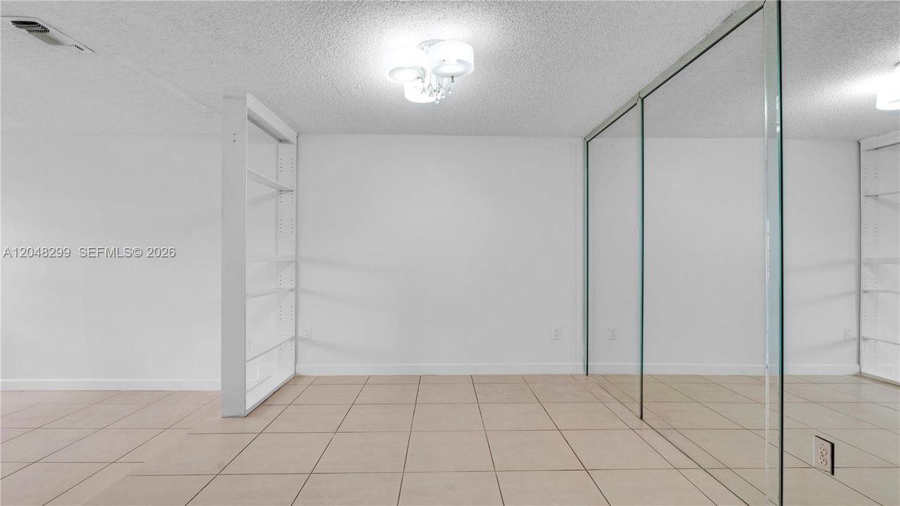 For Rent: $3,000 (3 beds, 2 baths, 1500 Square Feet)