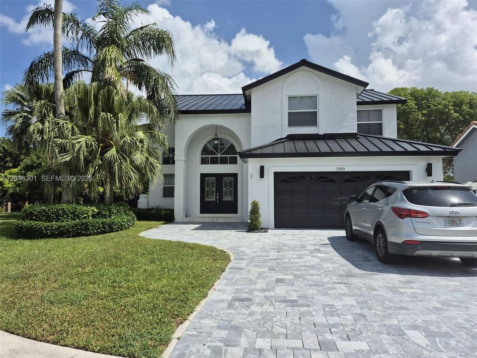 For Rent: $5,500 (4 beds, 2 baths, 2324 Square Feet)