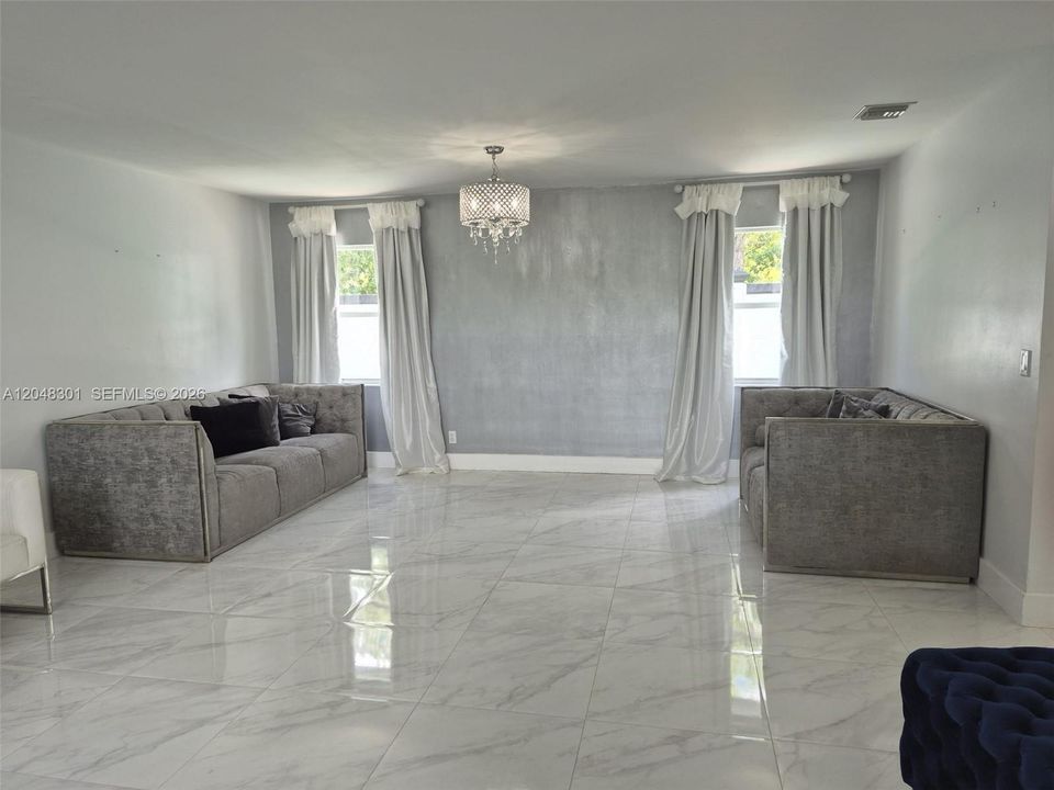 For Rent: $5,500 (4 beds, 2 baths, 2324 Square Feet)