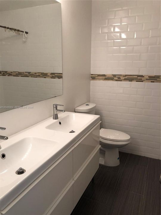 For Rent: $3,000 (4 beds, 2 baths, 1770 Square Feet)