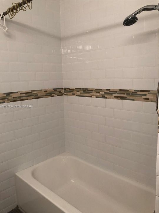For Rent: $3,000 (4 beds, 2 baths, 1770 Square Feet)