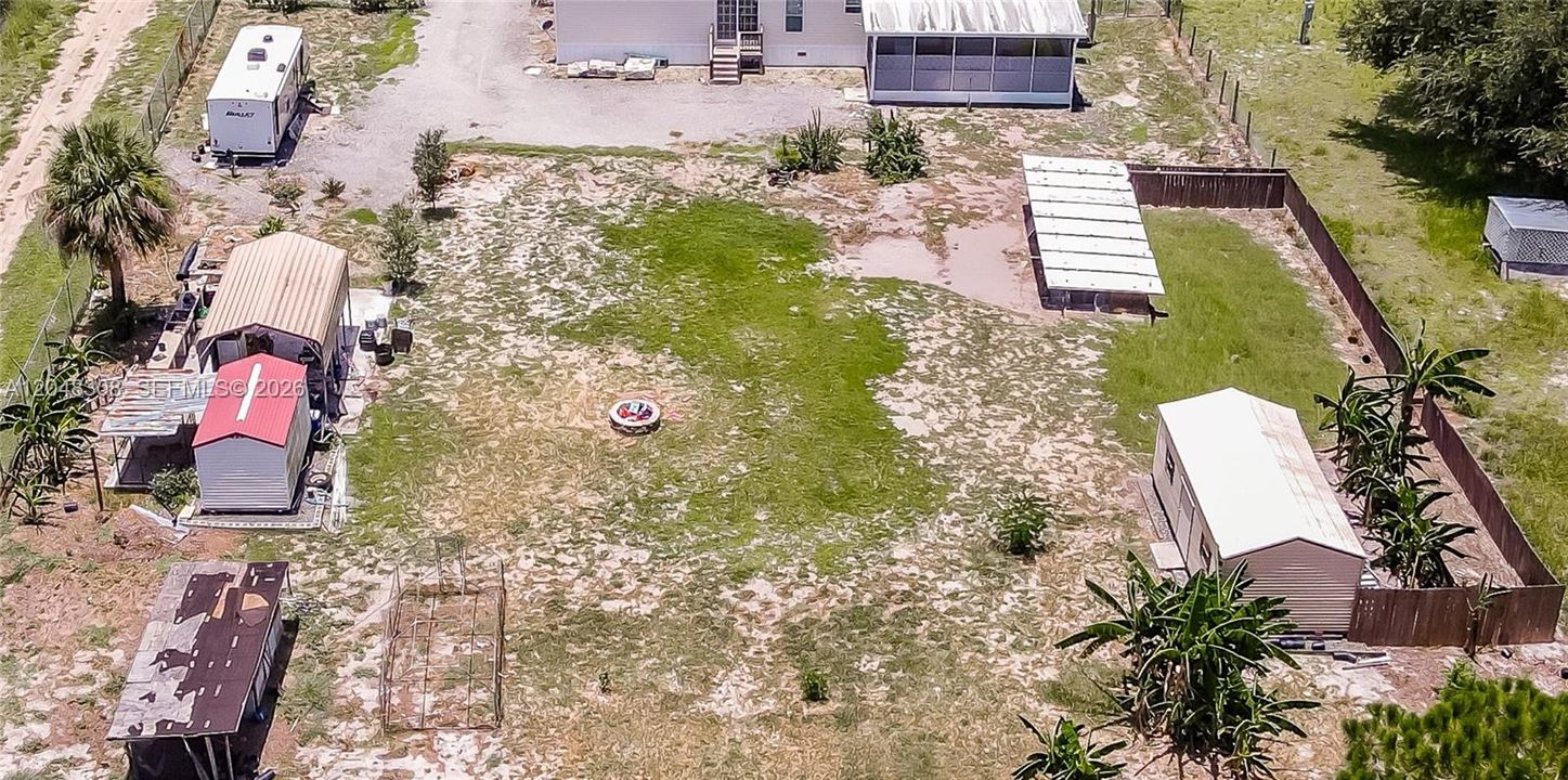 For Sale: $355,000 (4 beds, 2 baths, 1904 Square Feet)