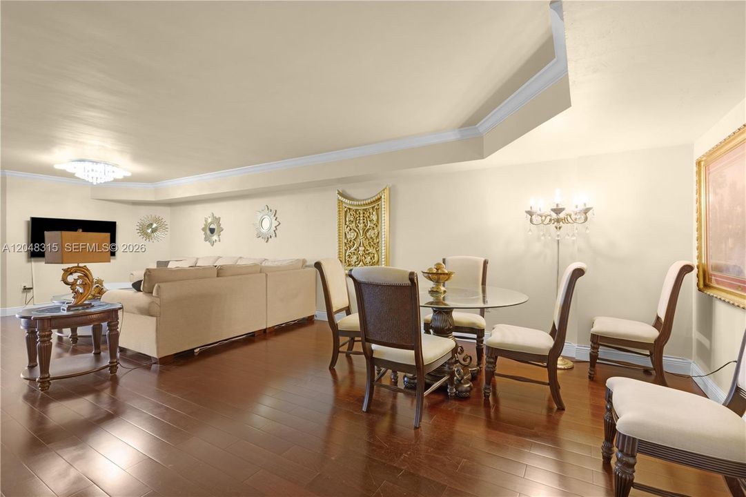 For Rent: $4,700 (2 beds, 2 baths, 1822 Square Feet)