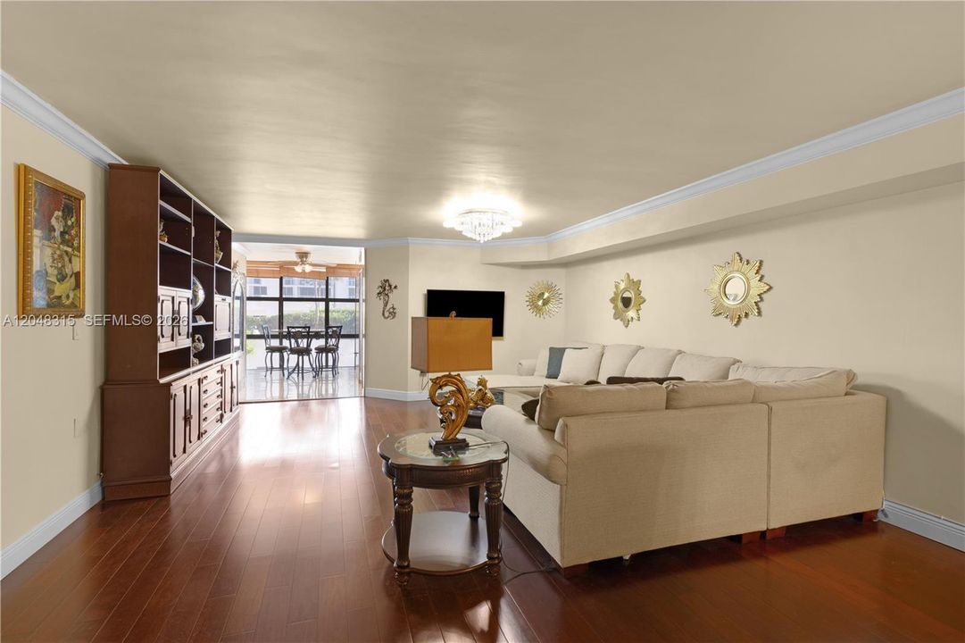 For Rent: $4,700 (2 beds, 2 baths, 1822 Square Feet)