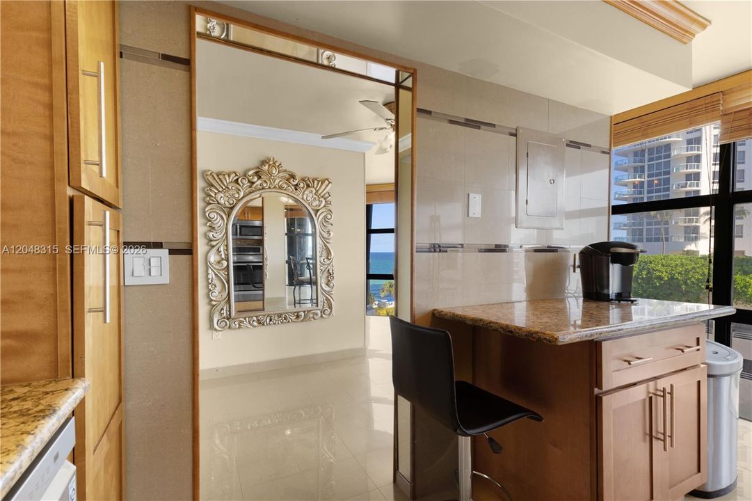 For Rent: $4,700 (2 beds, 2 baths, 1822 Square Feet)