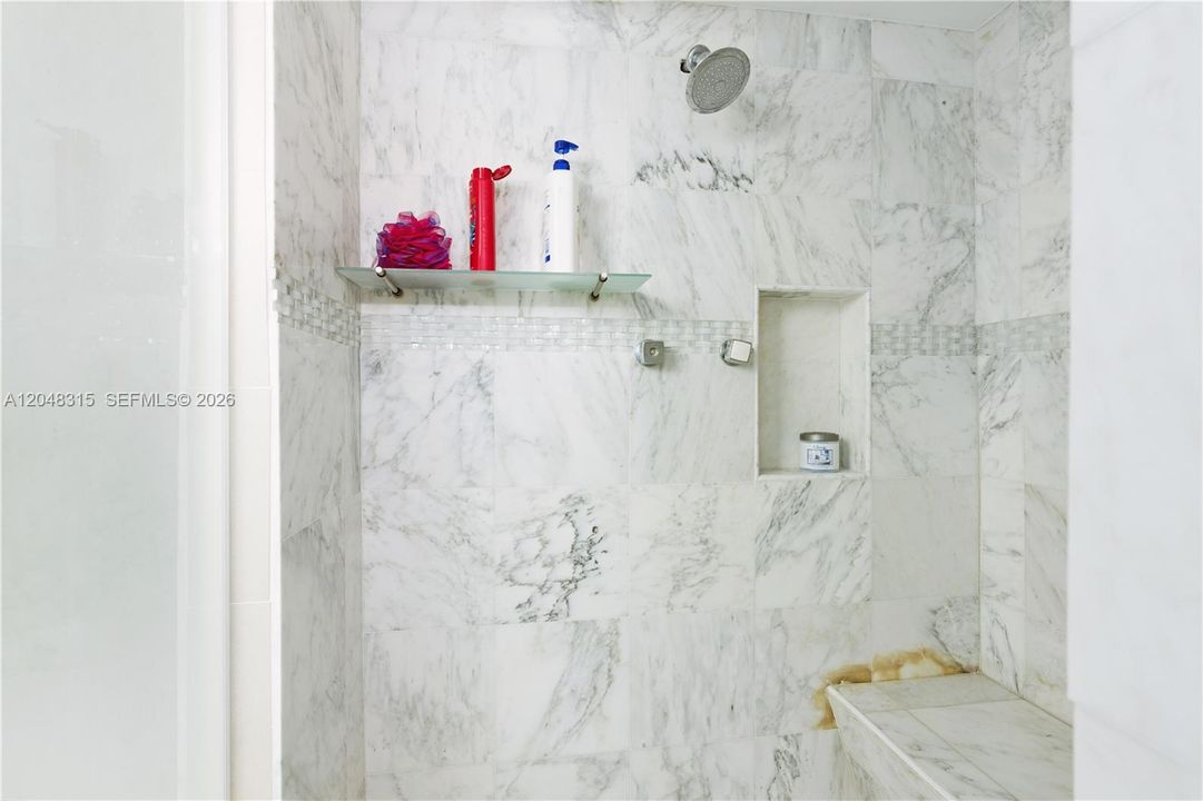 For Rent: $4,700 (2 beds, 2 baths, 1822 Square Feet)