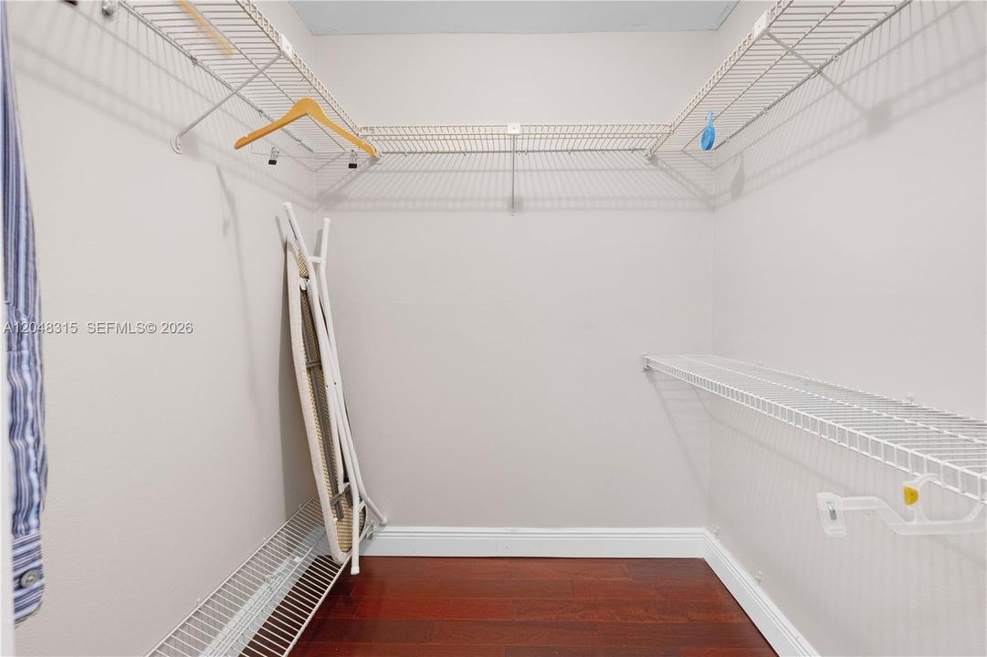 For Rent: $4,700 (2 beds, 2 baths, 1822 Square Feet)