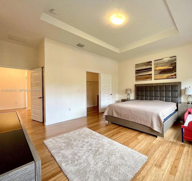 For Sale: $990,000 (4 beds, 2 baths, 2524 Square Feet)