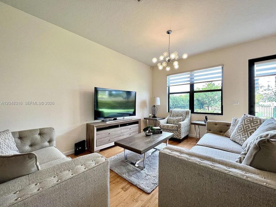 For Sale: $990,000 (4 beds, 2 baths, 2524 Square Feet)