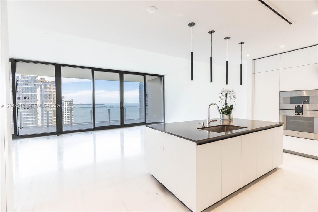 For Sale: $3,490,000 (3 beds, 3 baths, 2220 Square Feet)