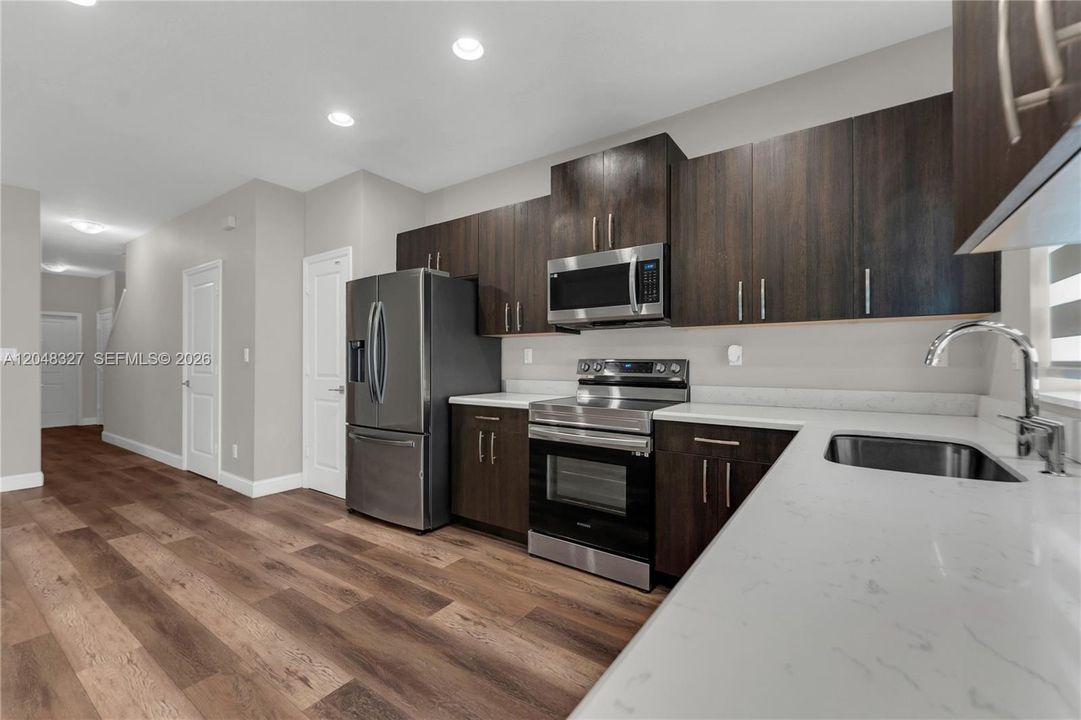 En Venta: $375,000 (3 camas, 2 baños, 1496 Pies cuadrados)