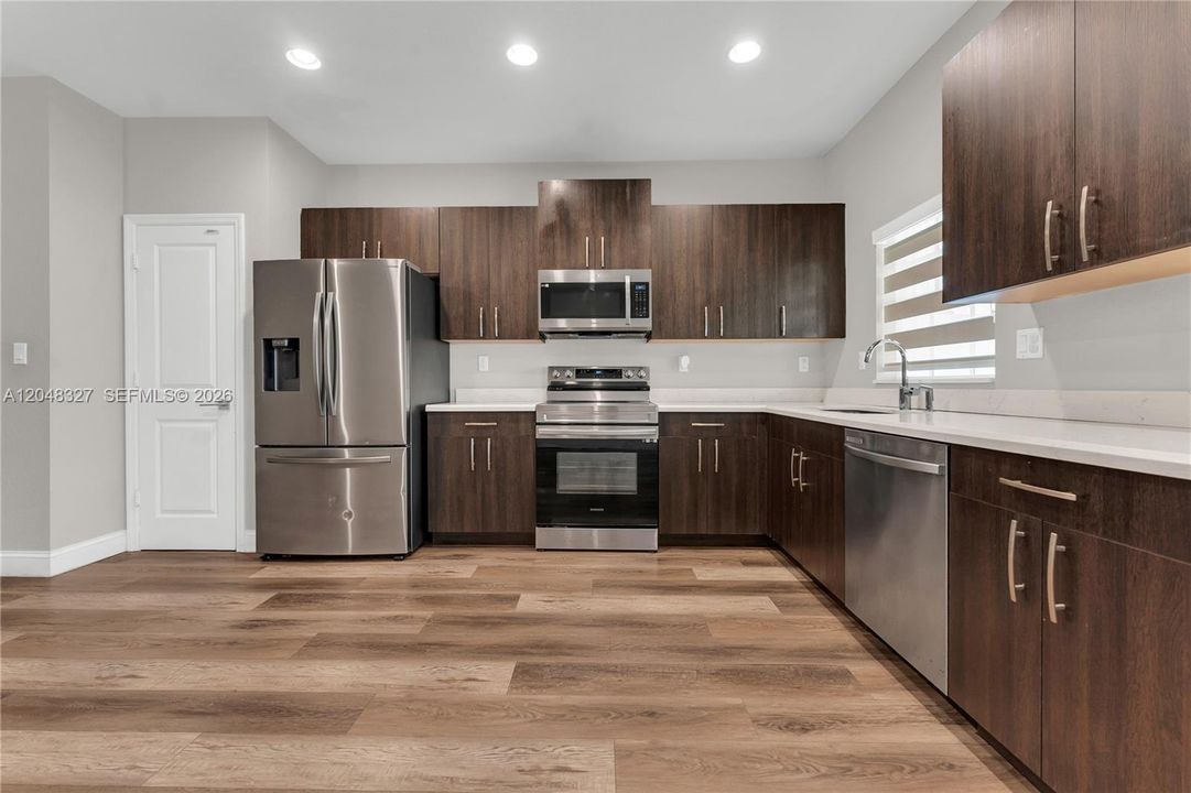 En Venta: $375,000 (3 camas, 2 baños, 1496 Pies cuadrados)