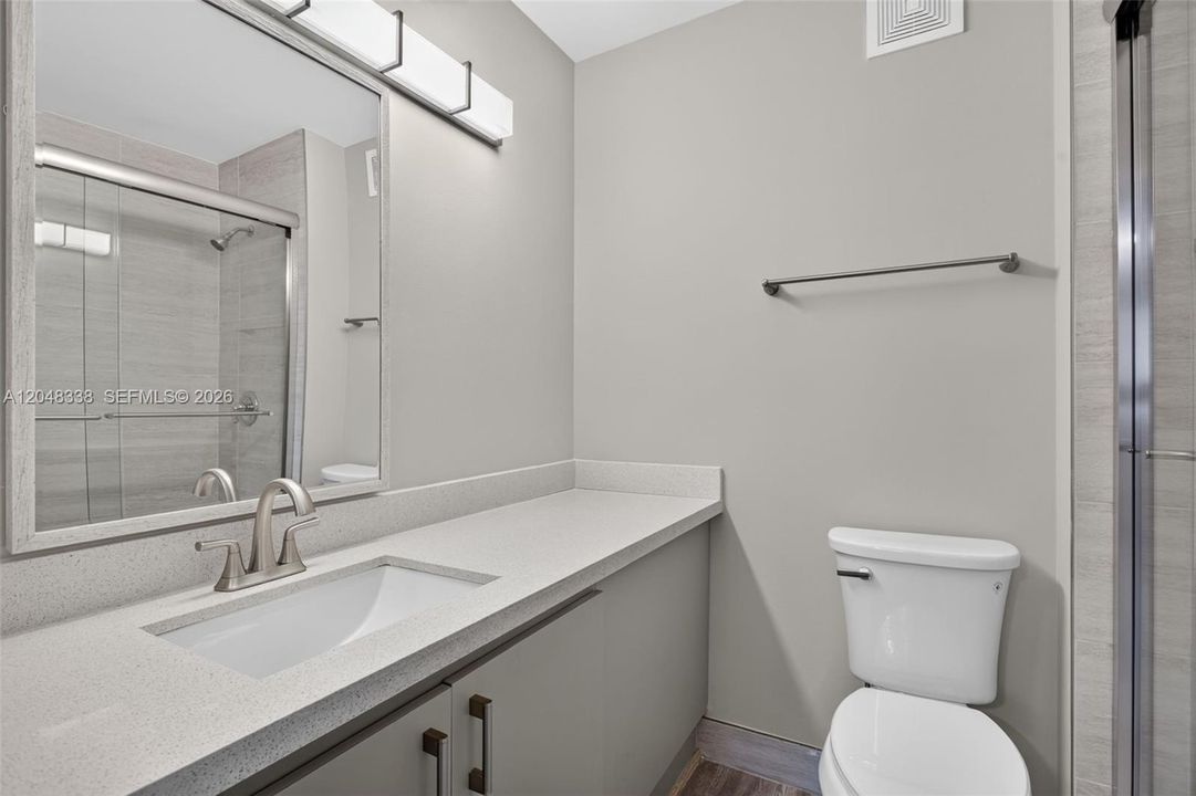 For Rent: $2,500 (2 beds, 2 baths, 1110 Square Feet)