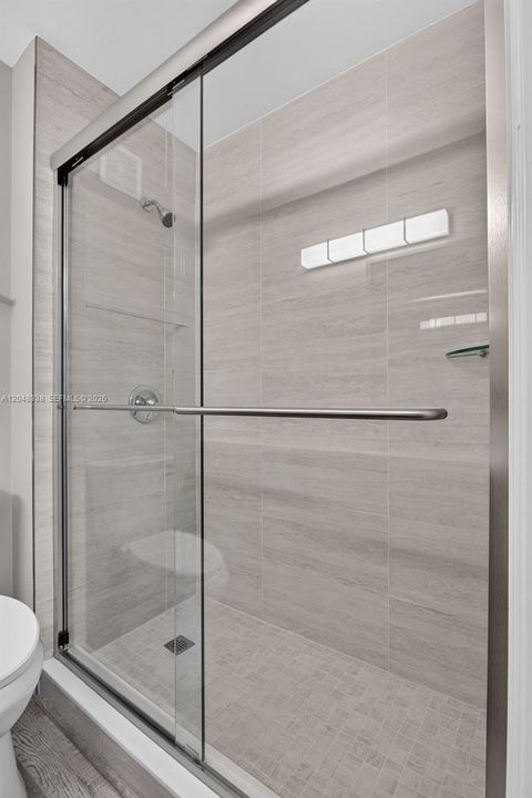 For Rent: $2,500 (2 beds, 2 baths, 1110 Square Feet)