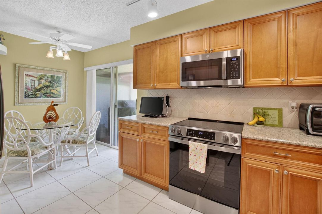 Eat In Kitchen