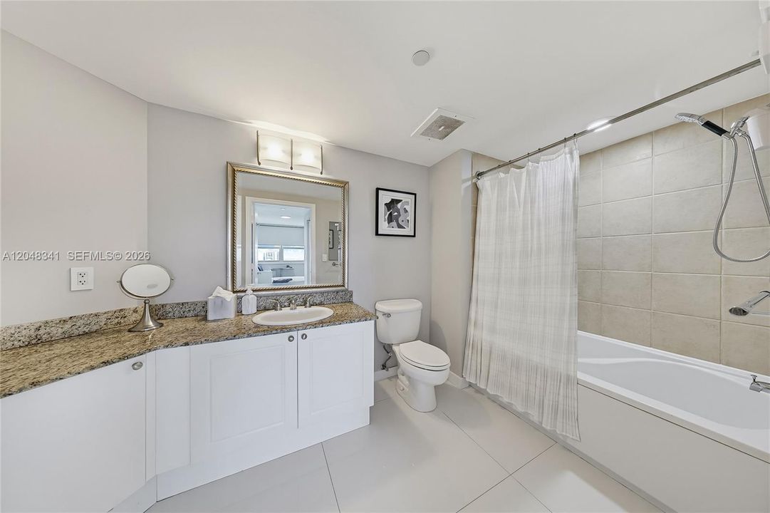 For Sale: $615,000 (2 beds, 2 baths, 1245 Square Feet)