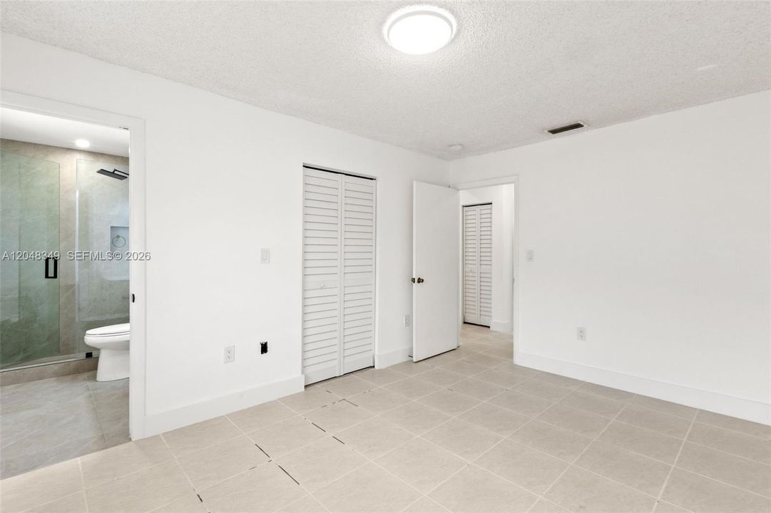 For Rent: $2,250 (2 beds, 2 baths, 970 Square Feet)