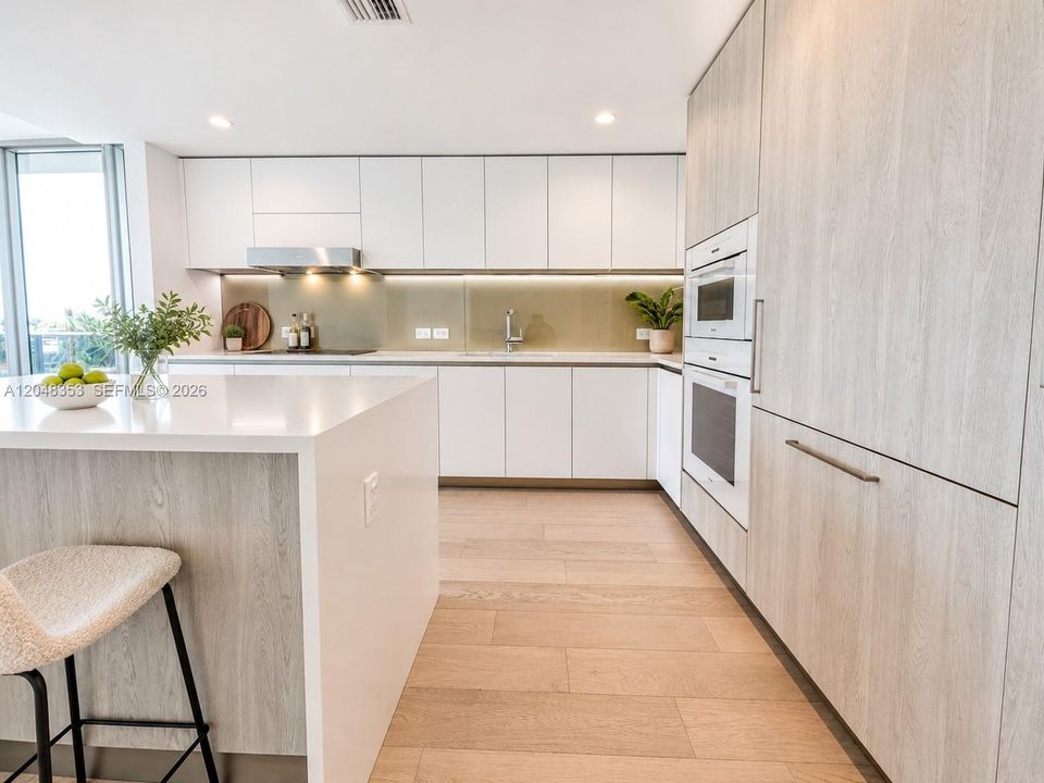 For Rent: $12,500 (3 beds, 3 baths, 1748 Square Feet)