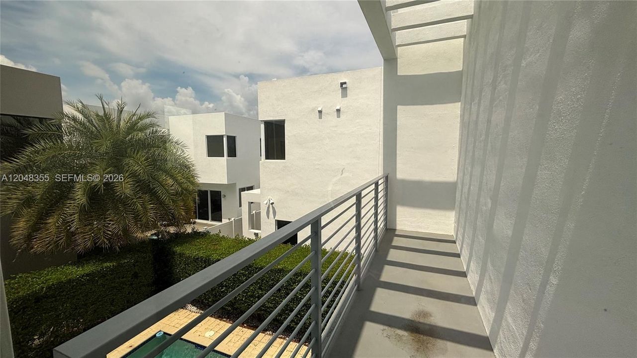En Renta: $9,000 (5 camas, 5 baños, 3690 Pies cuadrados)