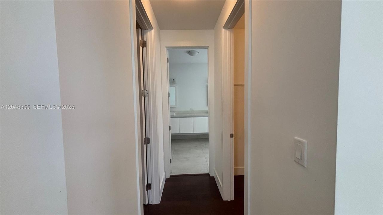En Renta: $9,000 (5 camas, 5 baños, 3690 Pies cuadrados)