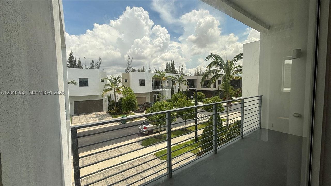 En Renta: $9,000 (5 camas, 5 baños, 3690 Pies cuadrados)