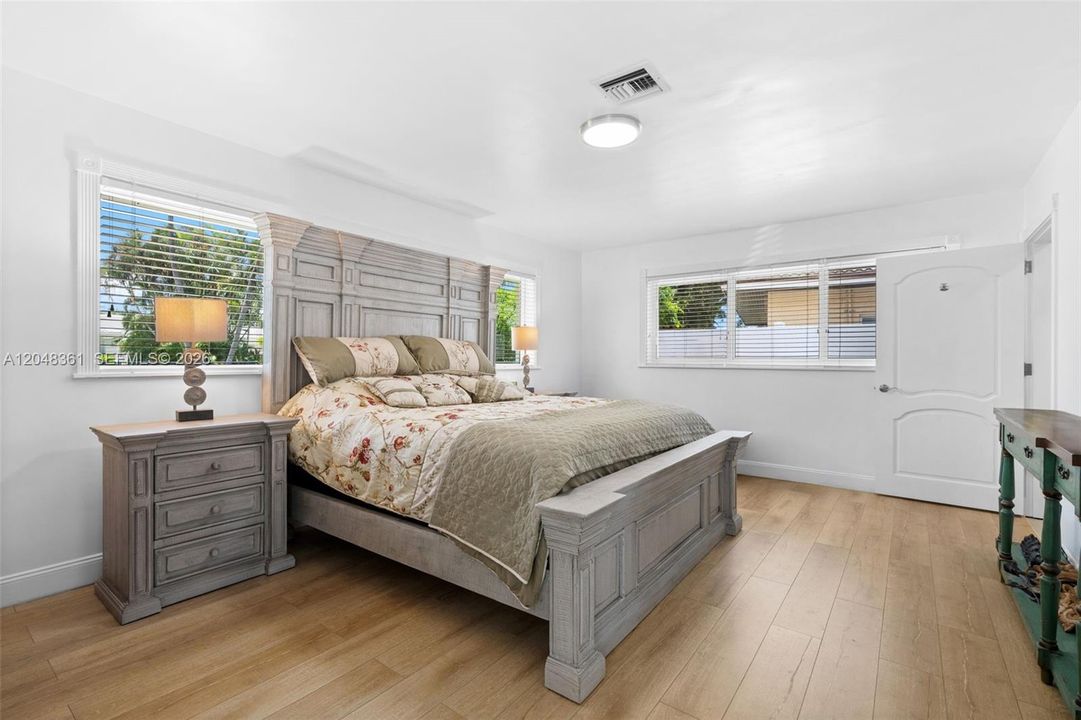 For Sale: $3,999,977 (4 beds, 5 baths, 0 Square Feet)