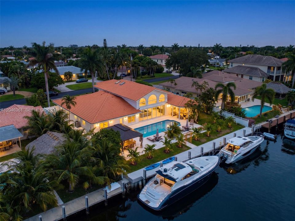 For Sale: $3,999,977 (4 beds, 5 baths, 0 Square Feet)