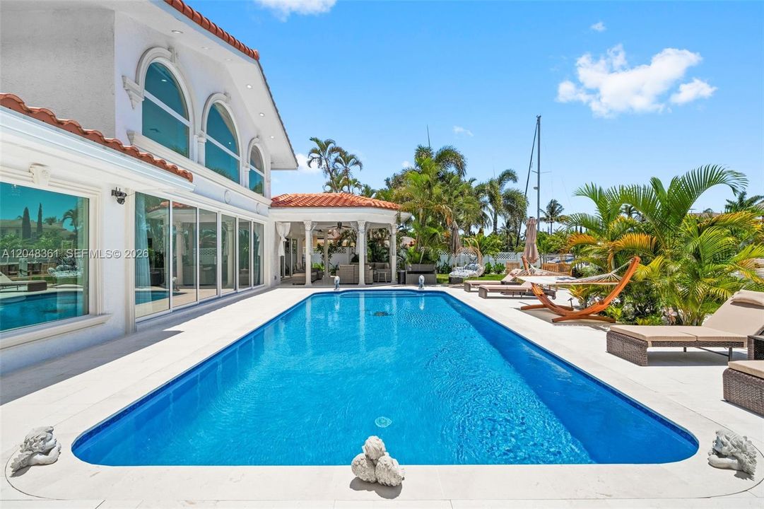 For Sale: $3,999,977 (4 beds, 5 baths, 0 Square Feet)