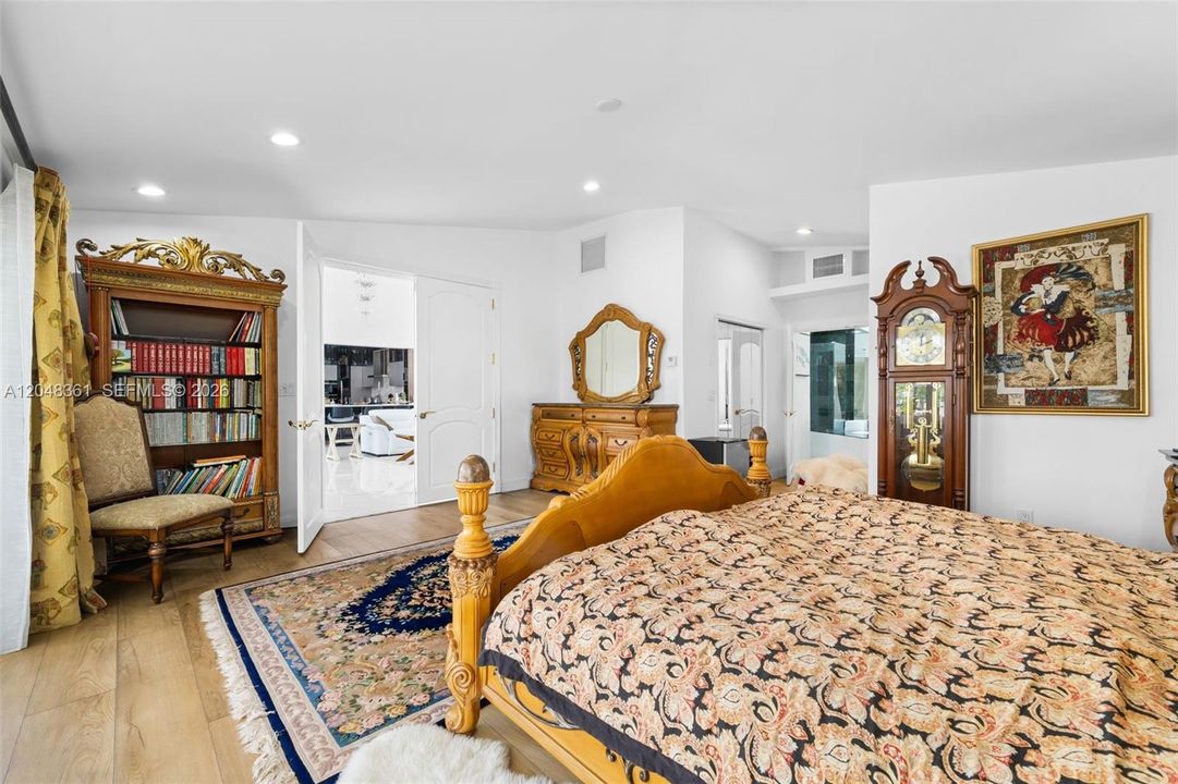 For Sale: $3,999,977 (4 beds, 5 baths, 0 Square Feet)
